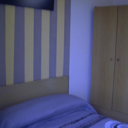 Pension Gema Irun Buitenkant foto