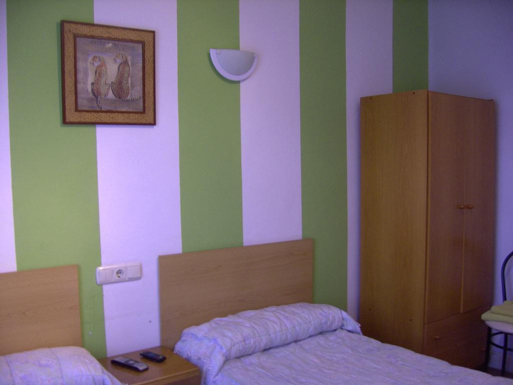 Pension Gema Irun Buitenkant foto