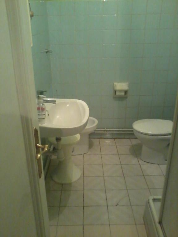 Pension Gema Irun Buitenkant foto