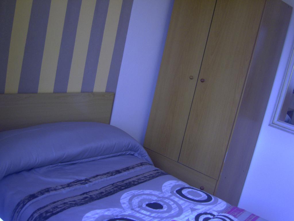 Pension Gema Irun Buitenkant foto
